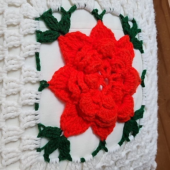 Handcrafted Granny Rose Pillow - Picture 6 of 12